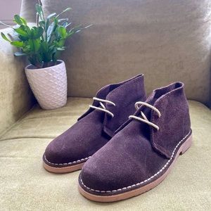 🍁Brand New Surko Chocolate Suede Chukka boots 🥾